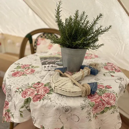 Glamping Zelt ラグジュアリーテント *